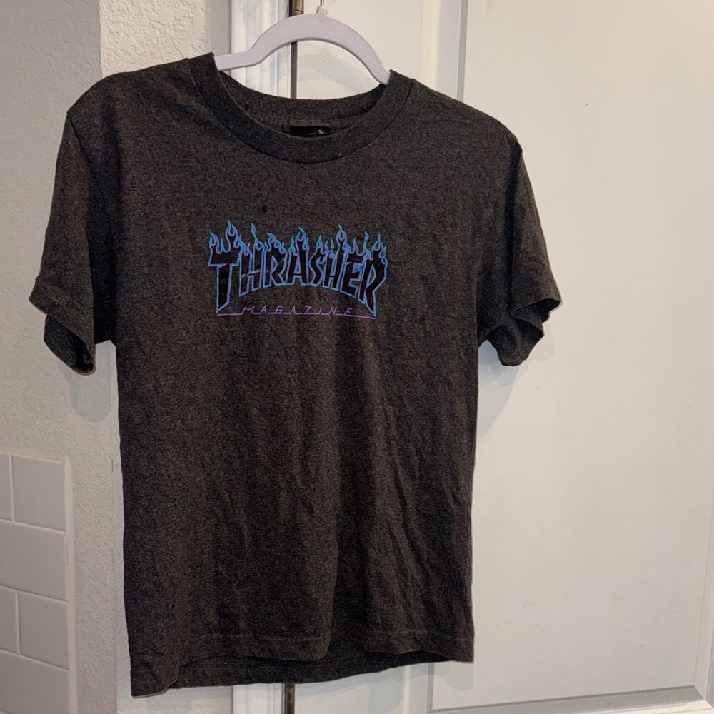 Thrasher Unisex Dark Gray Tee with Blue and Purple Logo